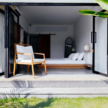 Hola Lofts Villa Uluwatu Eksteriør billede